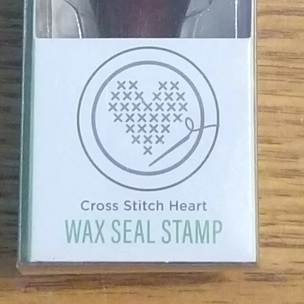 Spellbinders Wax Seal Stamp & a bag of wax - Cross Stitch Heart - Picture 3 of 4